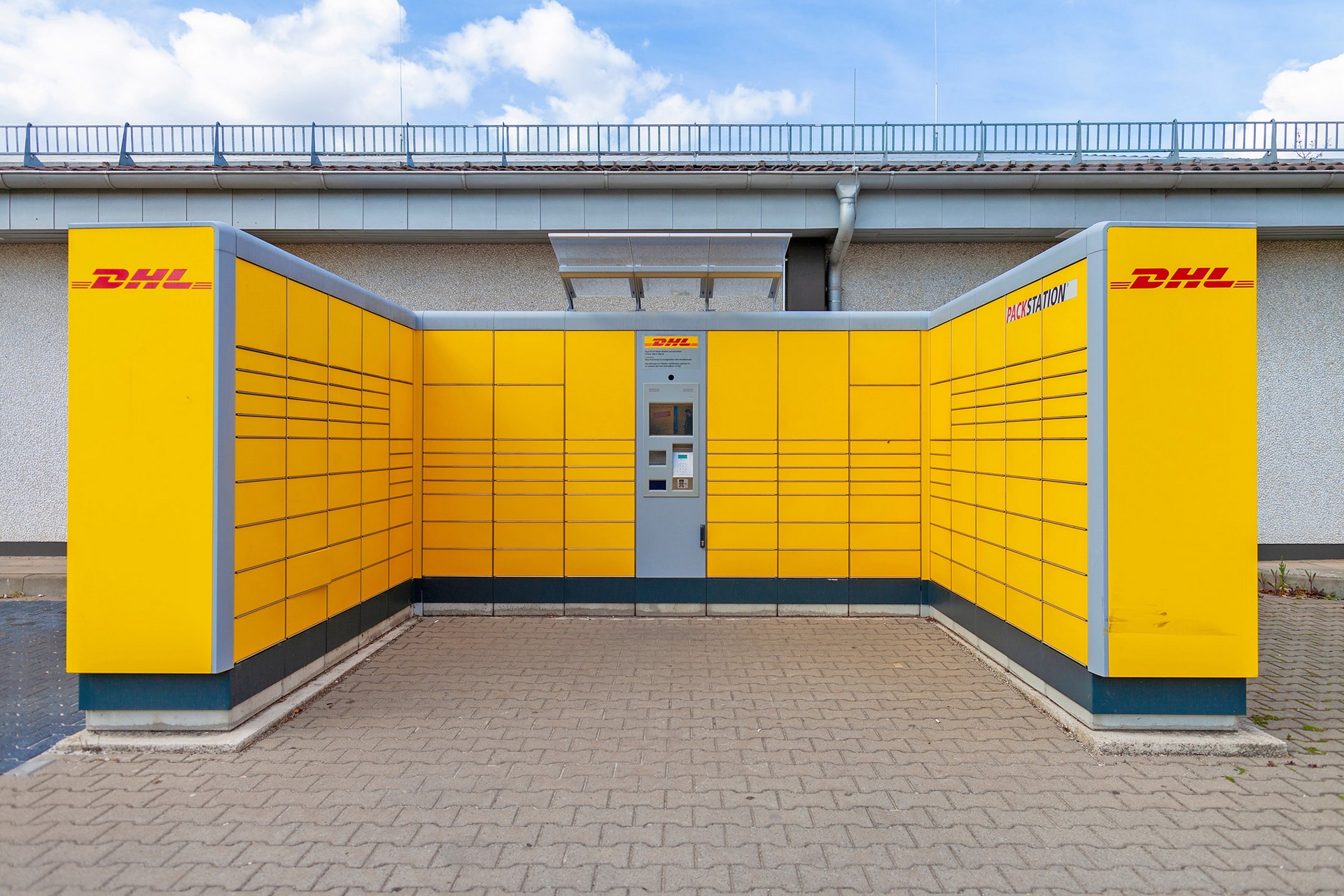 Grafittientfernung Packstationreinigung